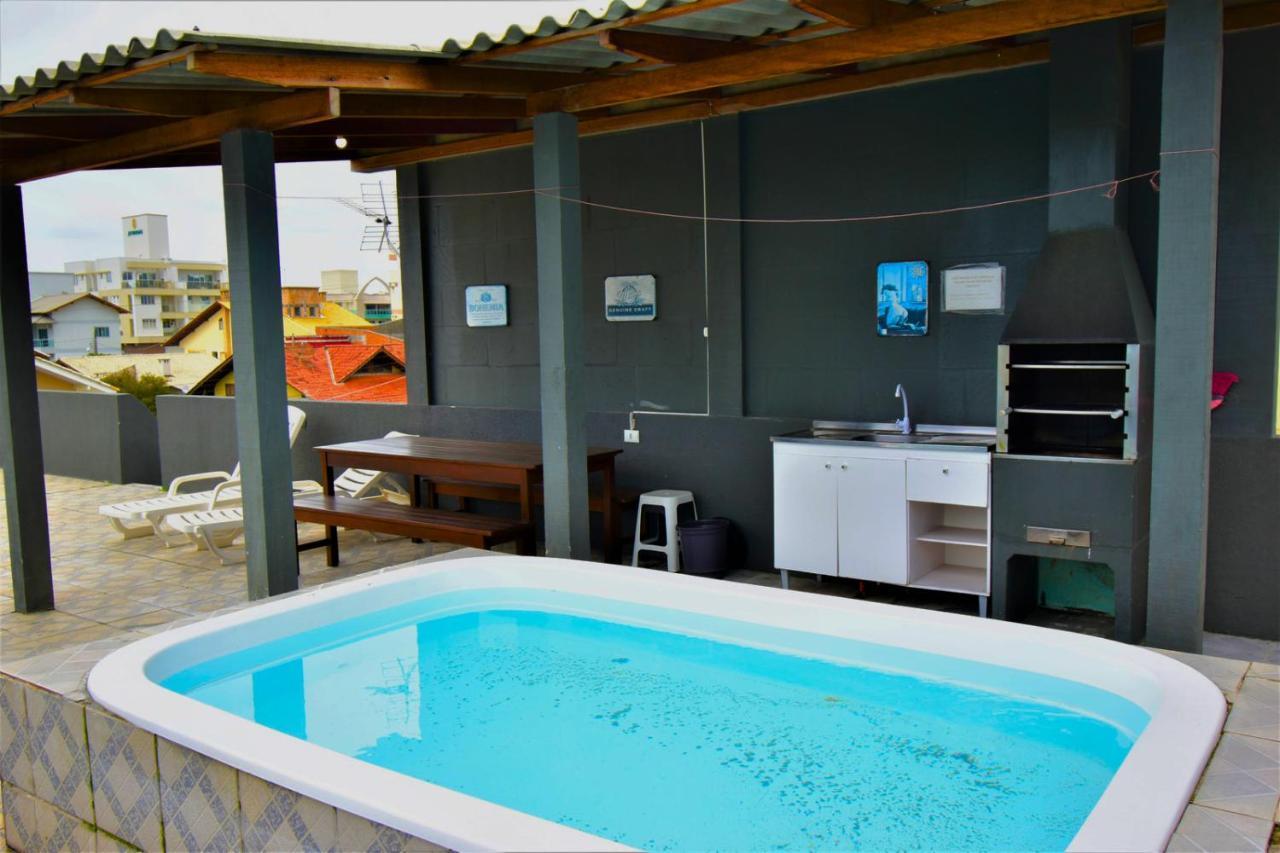 Residencial Melfi 2 Apartamento Com Piscina 봄비나스 외부 사진